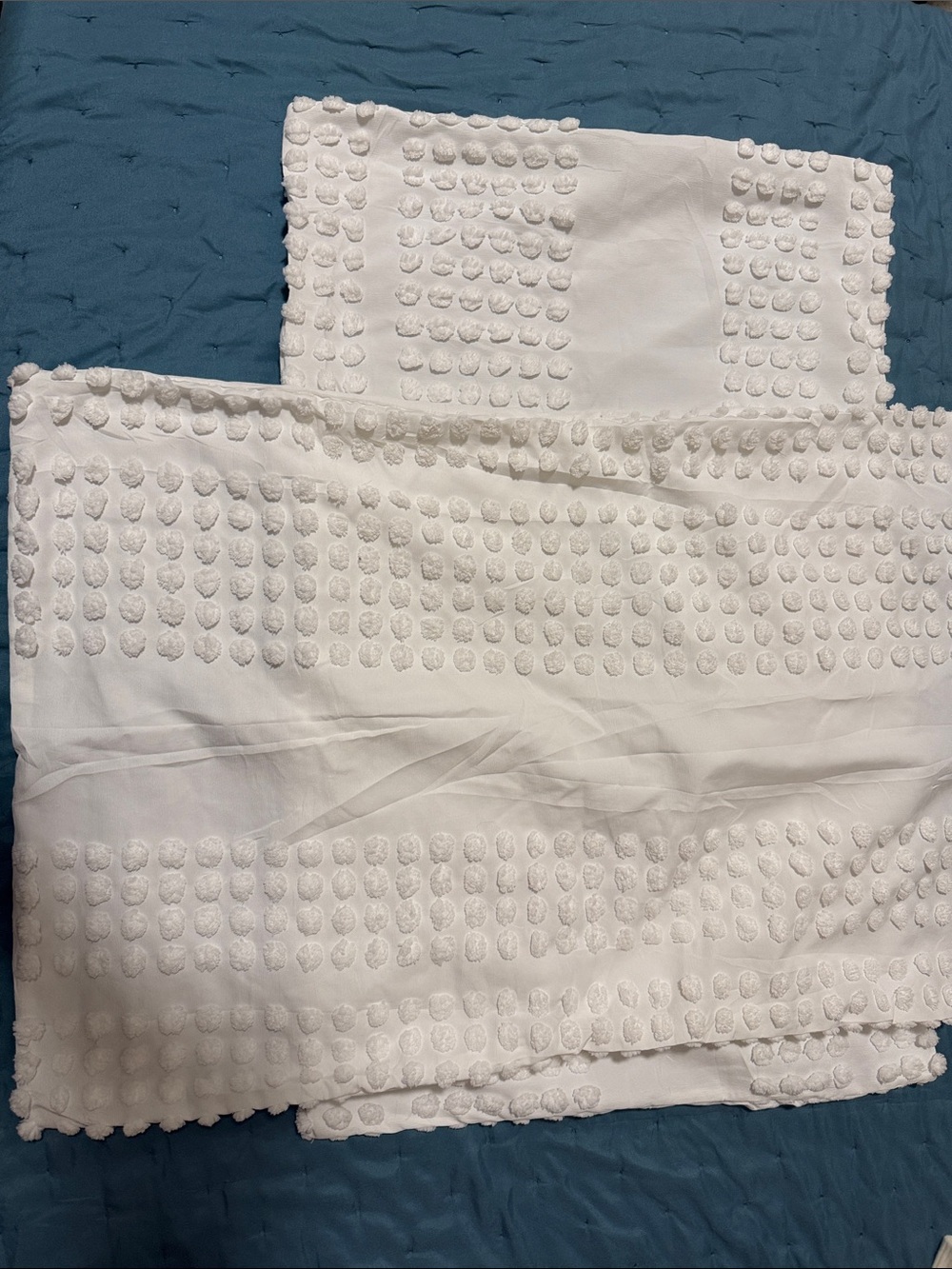 Pillow shams chenille